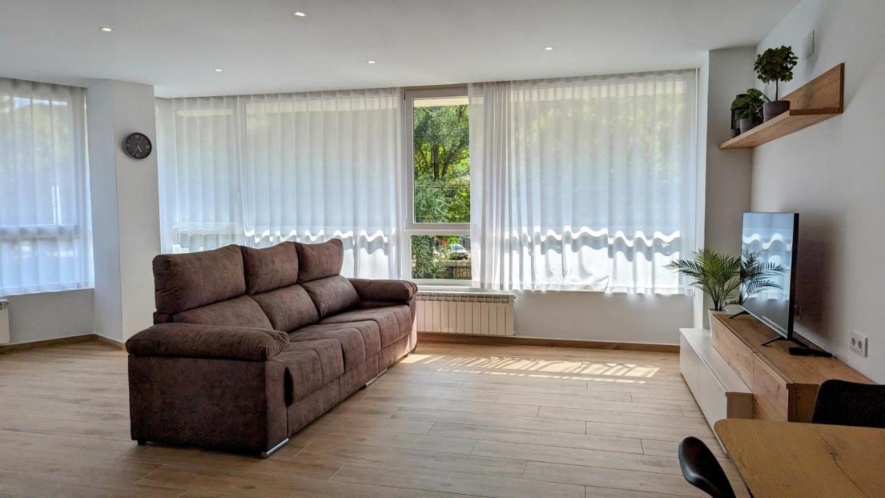 Apartmán Hydros Ripoll Exteriér fotografie