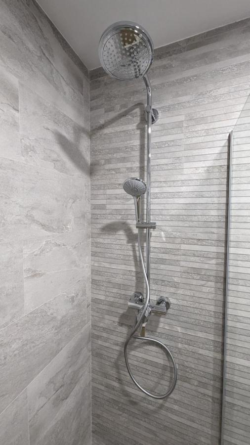 Apartmán Hydros Ripoll Exteriér fotografie