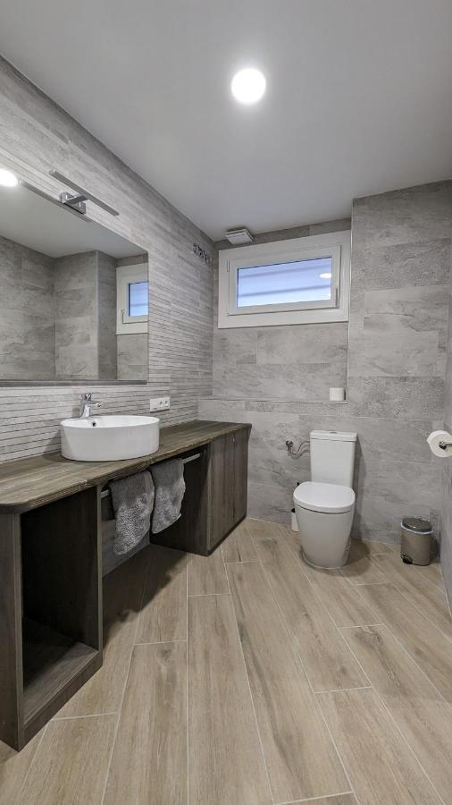 Apartmán Hydros Ripoll Exteriér fotografie