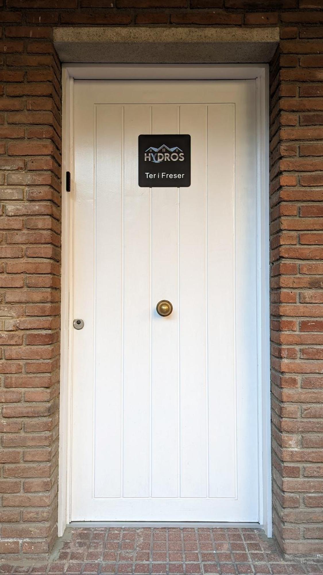 Apartmán Hydros Ripoll Exteriér fotografie
